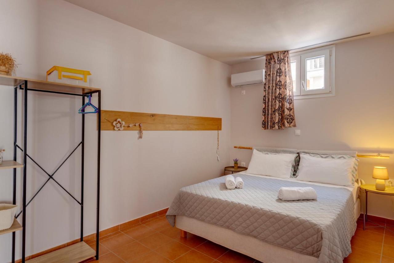 Fabbrica Bnb Vari  Exterior photo